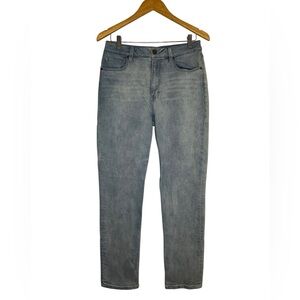 CAbi Women's Straight Leg Jeans - Light Blue